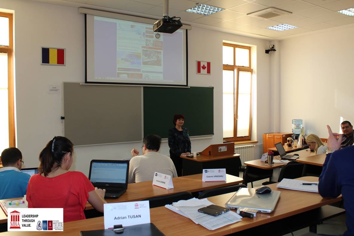 Sesiune de educație de business în care Ariana Cosmina Anton, reprezentant ARF, prezintă teme din domeniul francizei